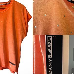 😊 3/$30 
NWT🏷 DKNYJeans Top Sz S, Orange